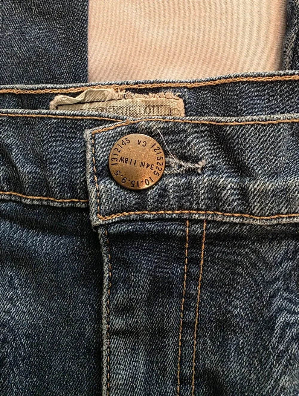 Current Elliot The Girl Crush Flare Jeans 70s Released Hem